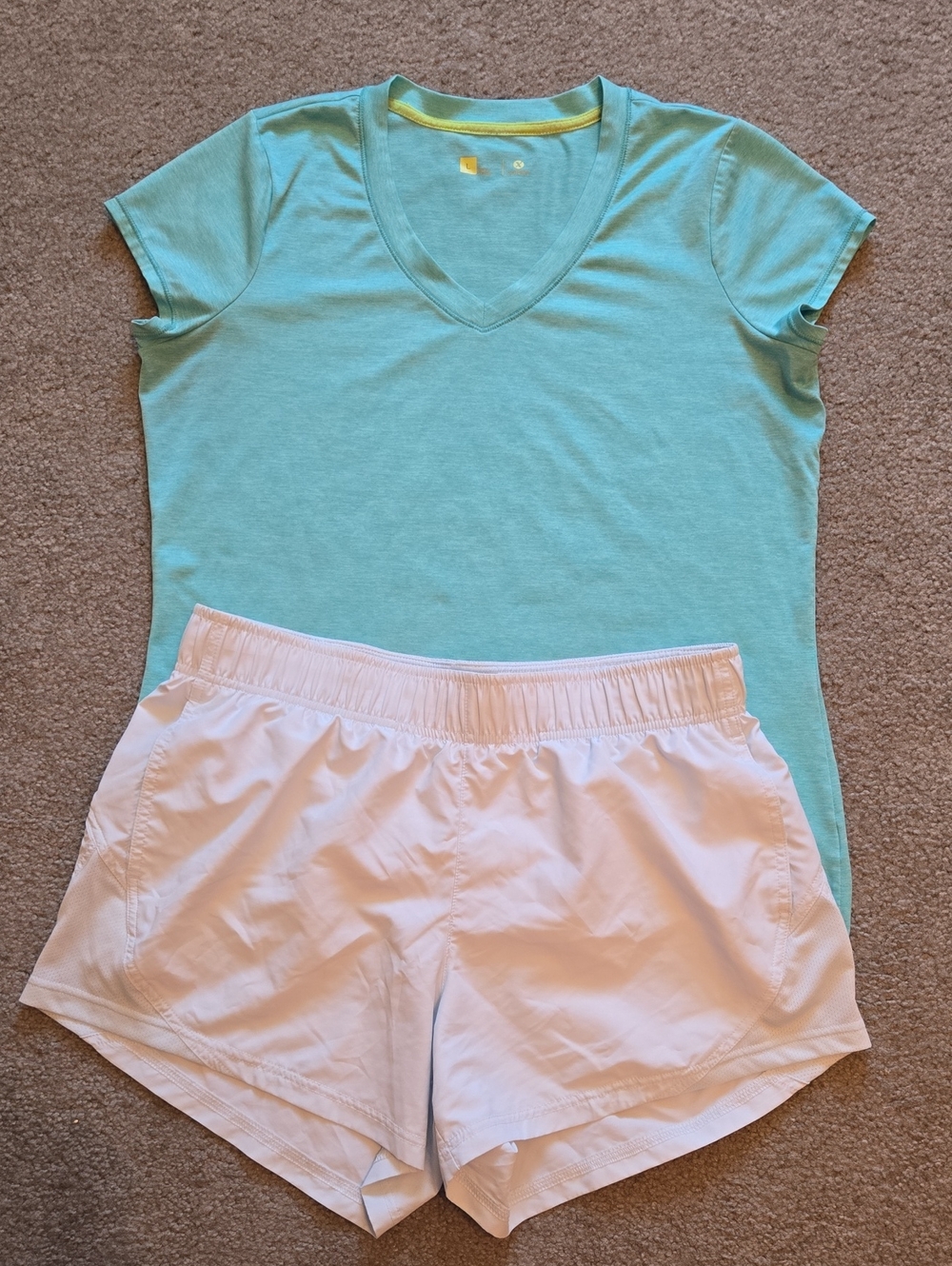 Xersion Light Blue V-Neck Tee with  Light Blue Athletic Shorts Size Medium